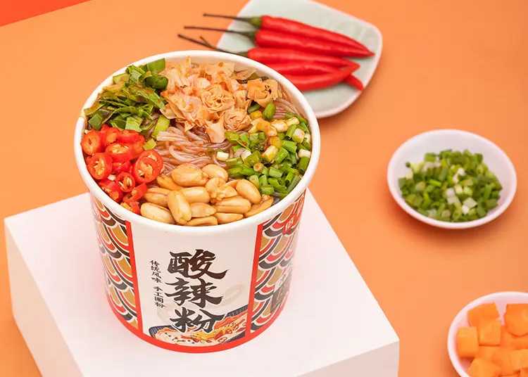 【品質(zhì)之選】桶裝泡面封口包裝生產(chǎn)線：攜手陳村、楊掌柜、金華、顧大嫂、統(tǒng)一，共鑄食品包裝新篇章