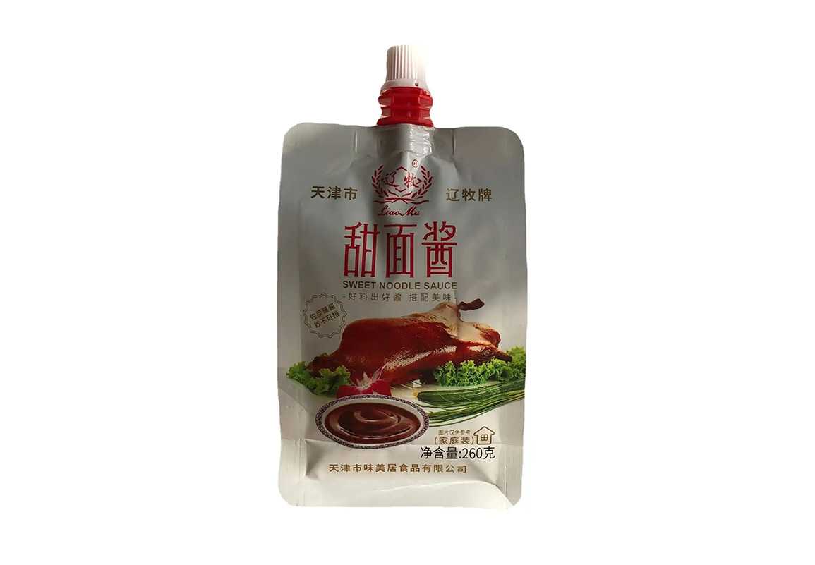 甜面醬包裝革新者 —— 全自動自立吸嘴袋灌裝旋蓋機，高效賦能食品工廠量產(chǎn)