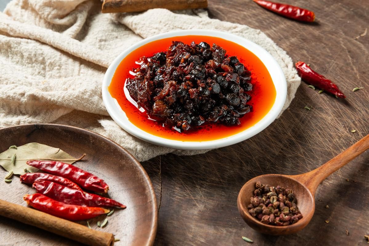 醬料與薯條同線生產(chǎn)？揭秘食品企業(yè)“柔性爆單”背后的智能包裝新引擎